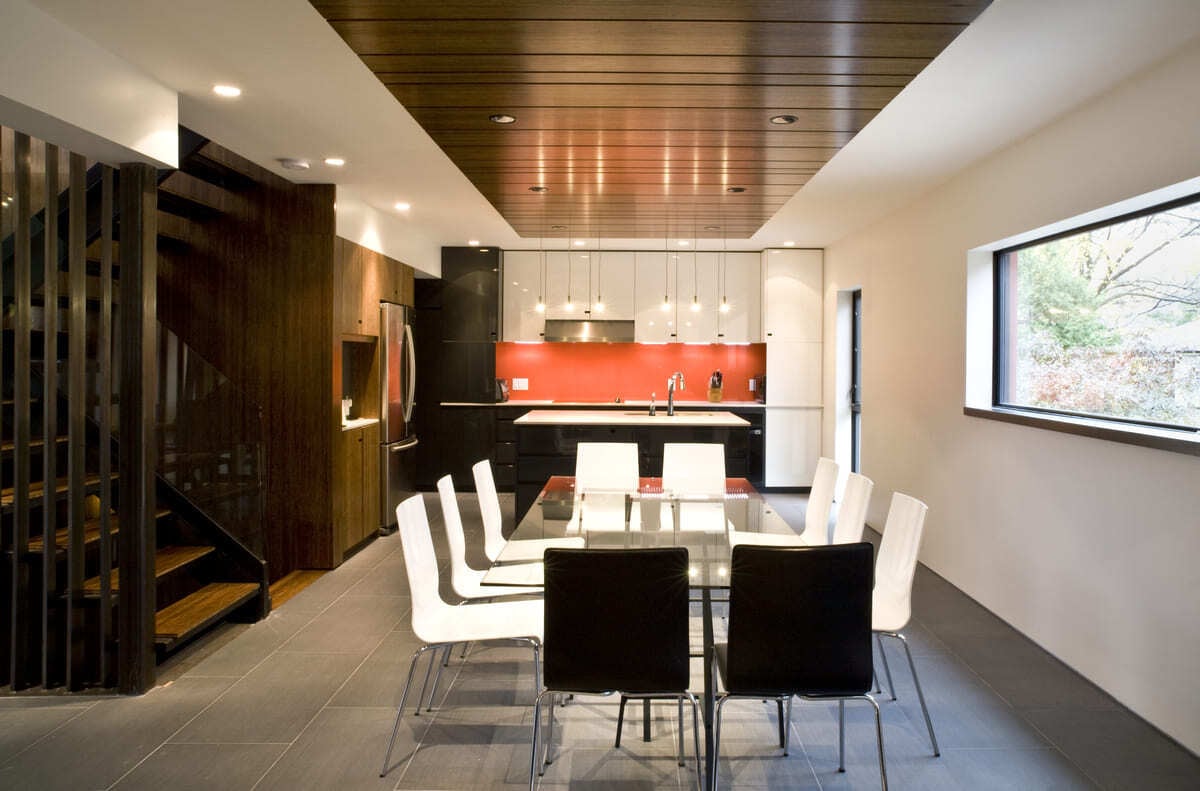 kitchen-dining-open-concept-orange-backsplash-wood-ceiling-north-york-severnwoods-toronto