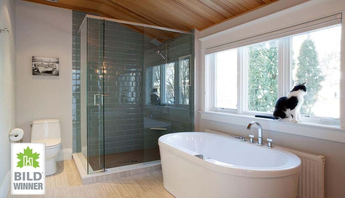 bild-award-bathroom-freestanding-tub-glass-shower-wood-ceiling-playter-estates-severnwoods-toronto