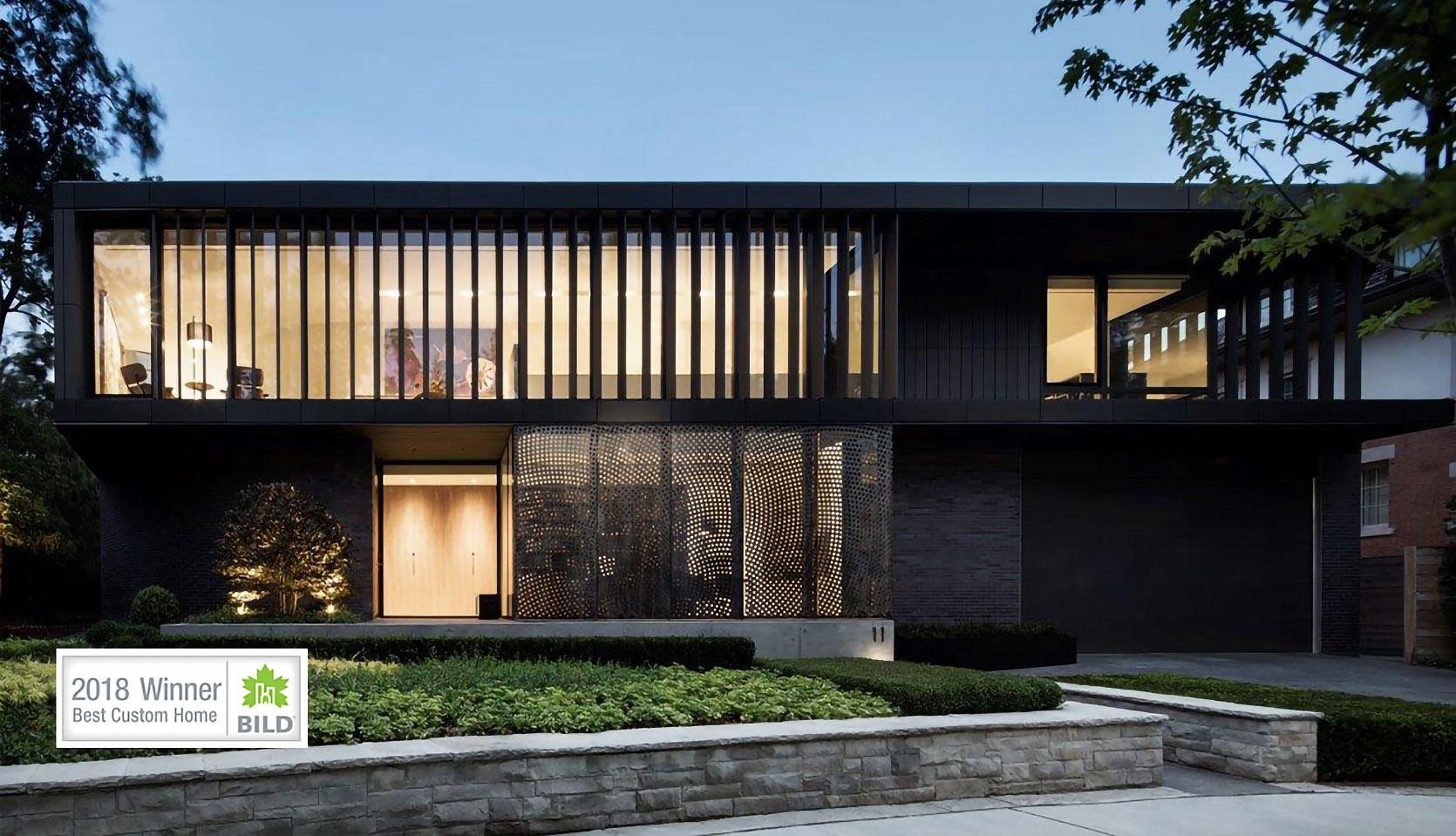 rosedale-custom-home-exterior-night-severnwoods-toronto
