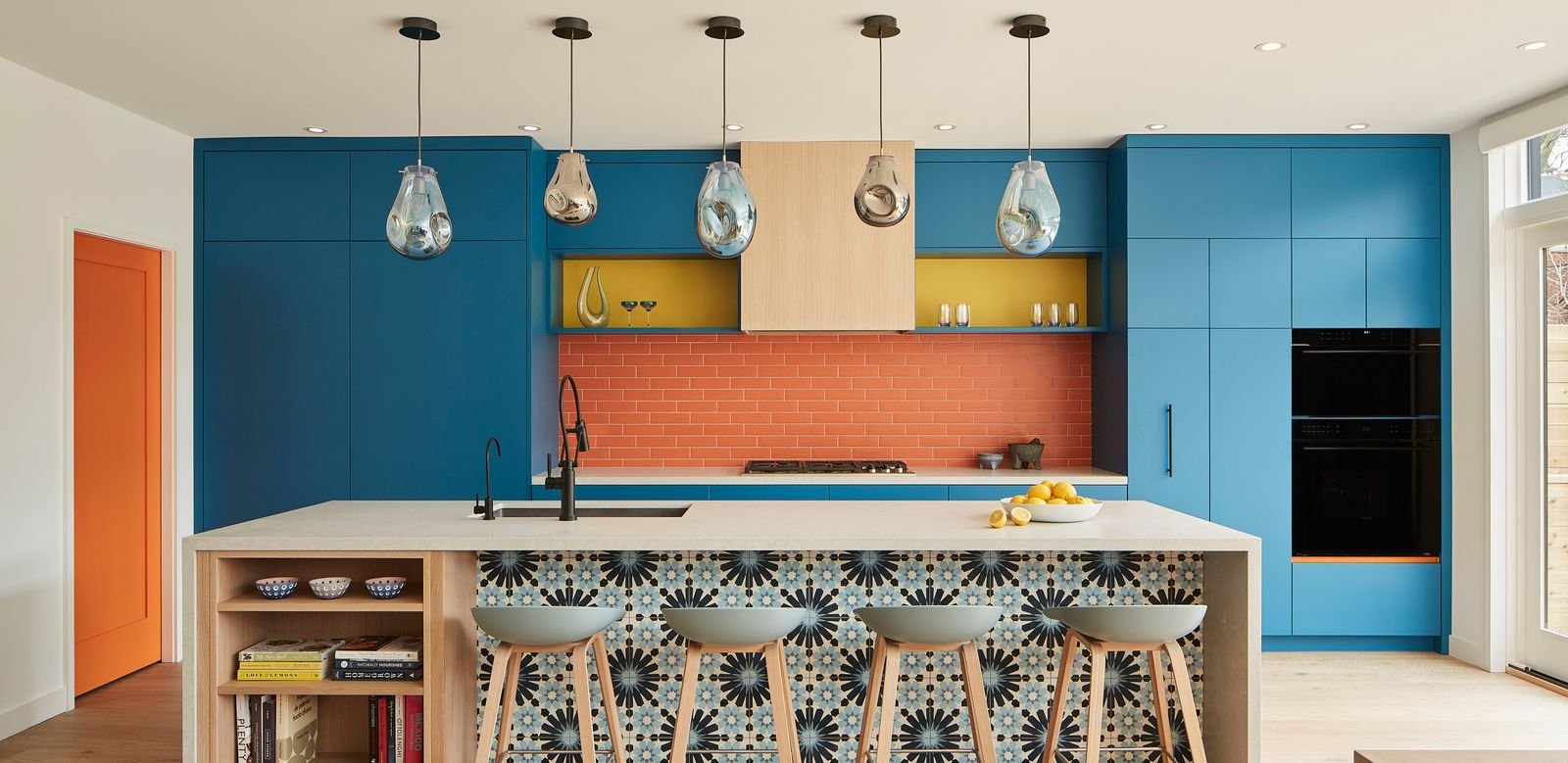 contemporary colourful kitchen cabinets and backsplash-1
