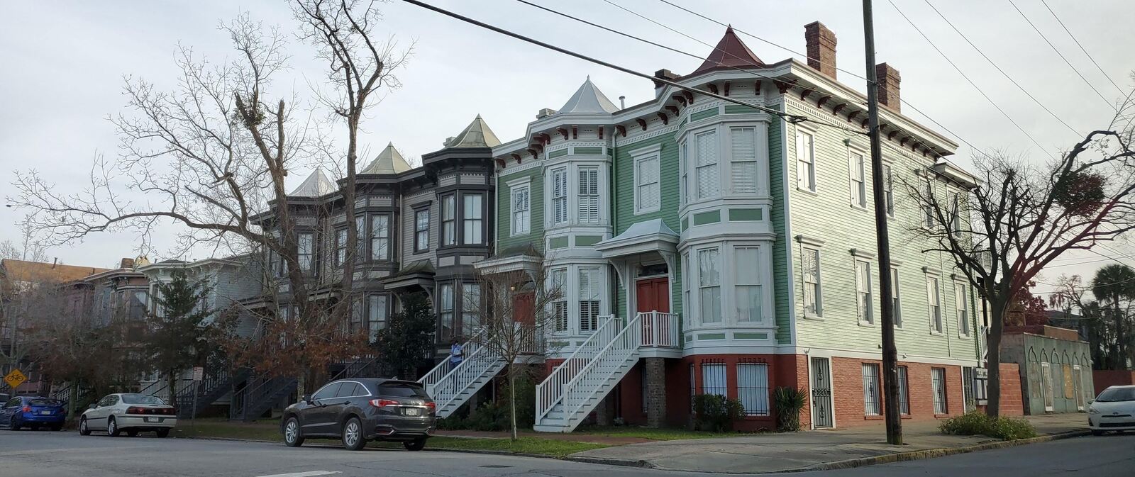 victorian style home architecture in the beaches toronto (1)