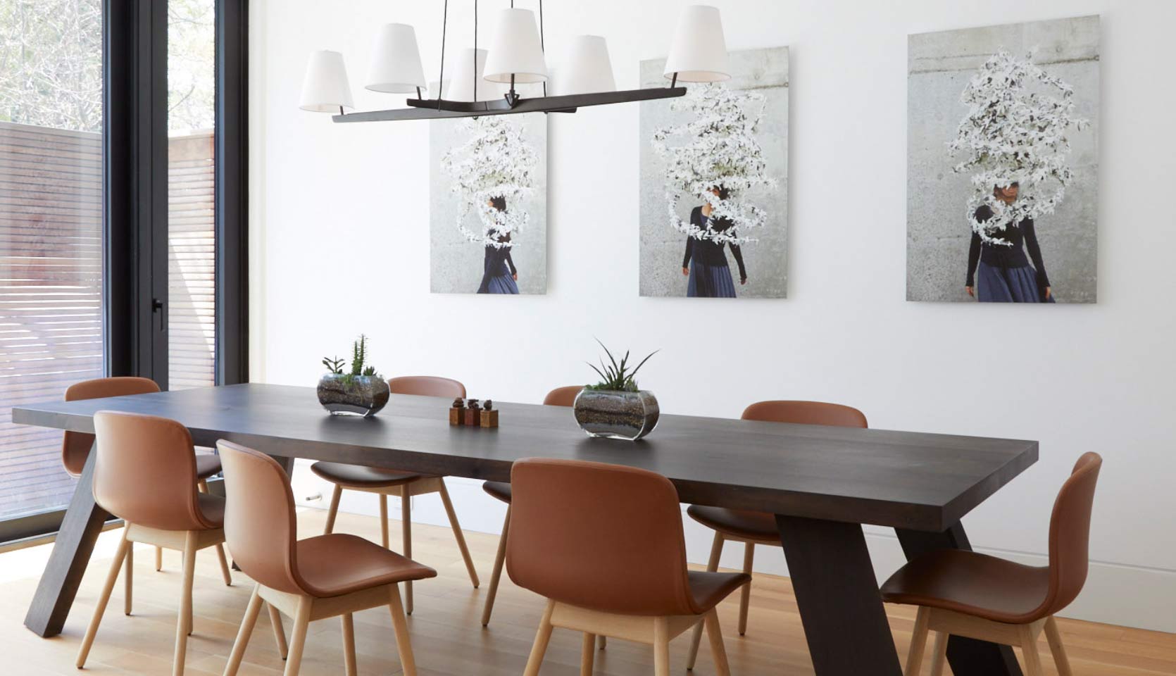 dining-room-dark-oak-table-tan-chairs-linear-chandelier-moore-park-severnwoods-toronto